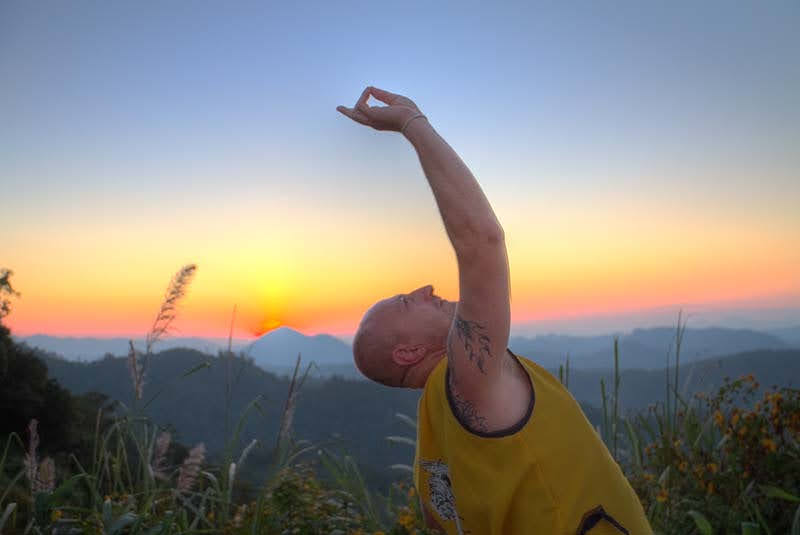 Master Iain performing the Qigong in the morning at the Retreat